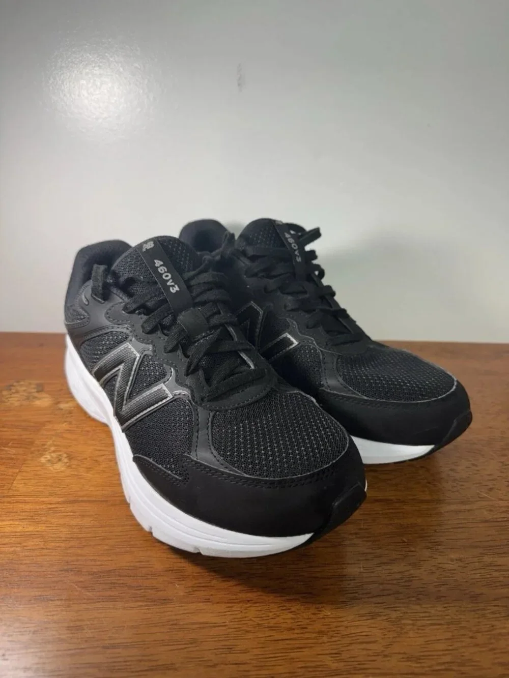 New Balance 460v3 W460LK3 Women’s Size 11 Black White Running Walking Shoes